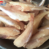 Cá Đùi Gà 1 Nắng rất ít xương răm nên thích hợp để chế biến món ăn